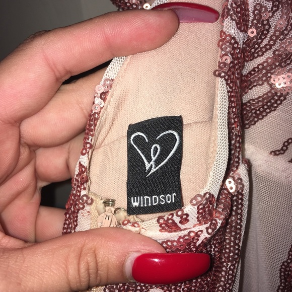 Long nude pink prom dress - Picture 3 of 4